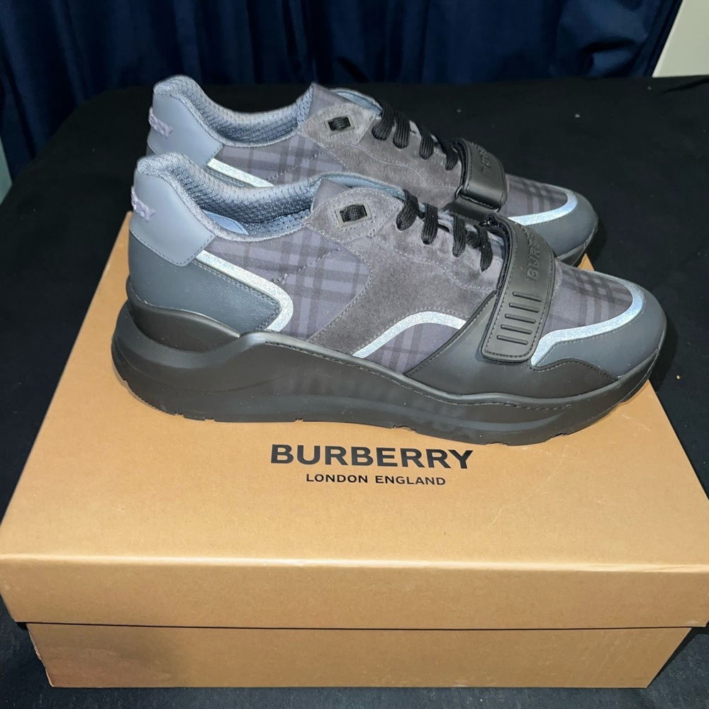 Burberry Sneakers